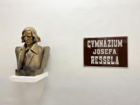 IMG_1999.jpeg